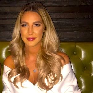 Meet your Posher, Vanessa